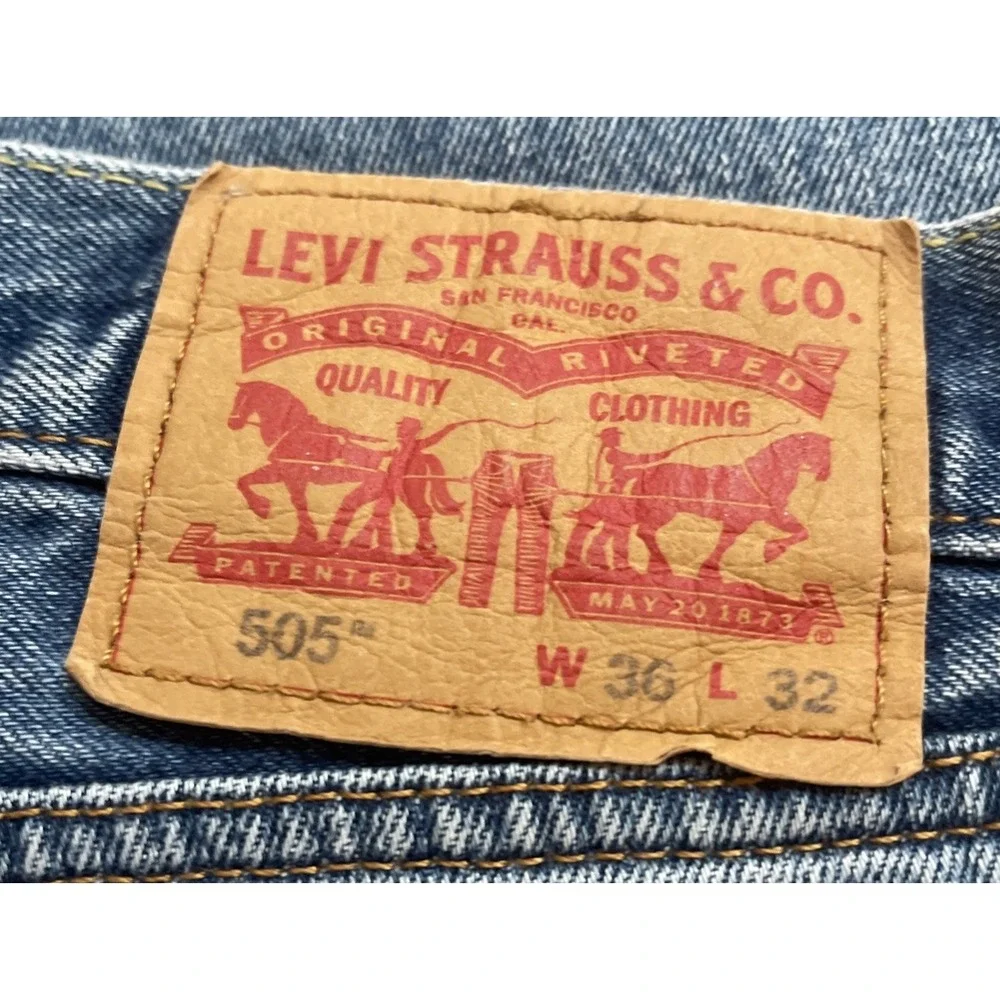 Levi's 505 Denim Jeans Men's 36x32 Regular Fit Straight Leg Light Wash Relaxed